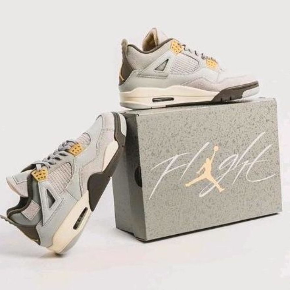 Jordan 4 Retro SE Craft Photon Dust - Unworn & Flawless! 💎 - Picture 2 of 2